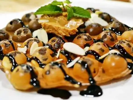 Asia Waffle Darmo, Jalan Darmo Baru Barat X - 18