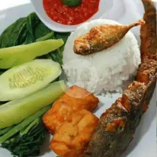 Gambar Makanan Nasi Tempong Rizky Banyuwangi, Bypass Ngurah Ray 4