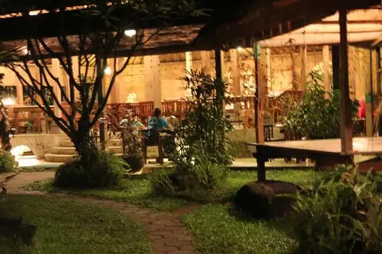 Gambar Makanan Gadjah Wong Garden Restaurant 10