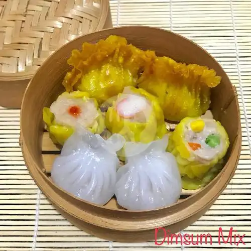 Gambar Makanan Dimsum Dapur Teh Rini, Karang Tengah 1