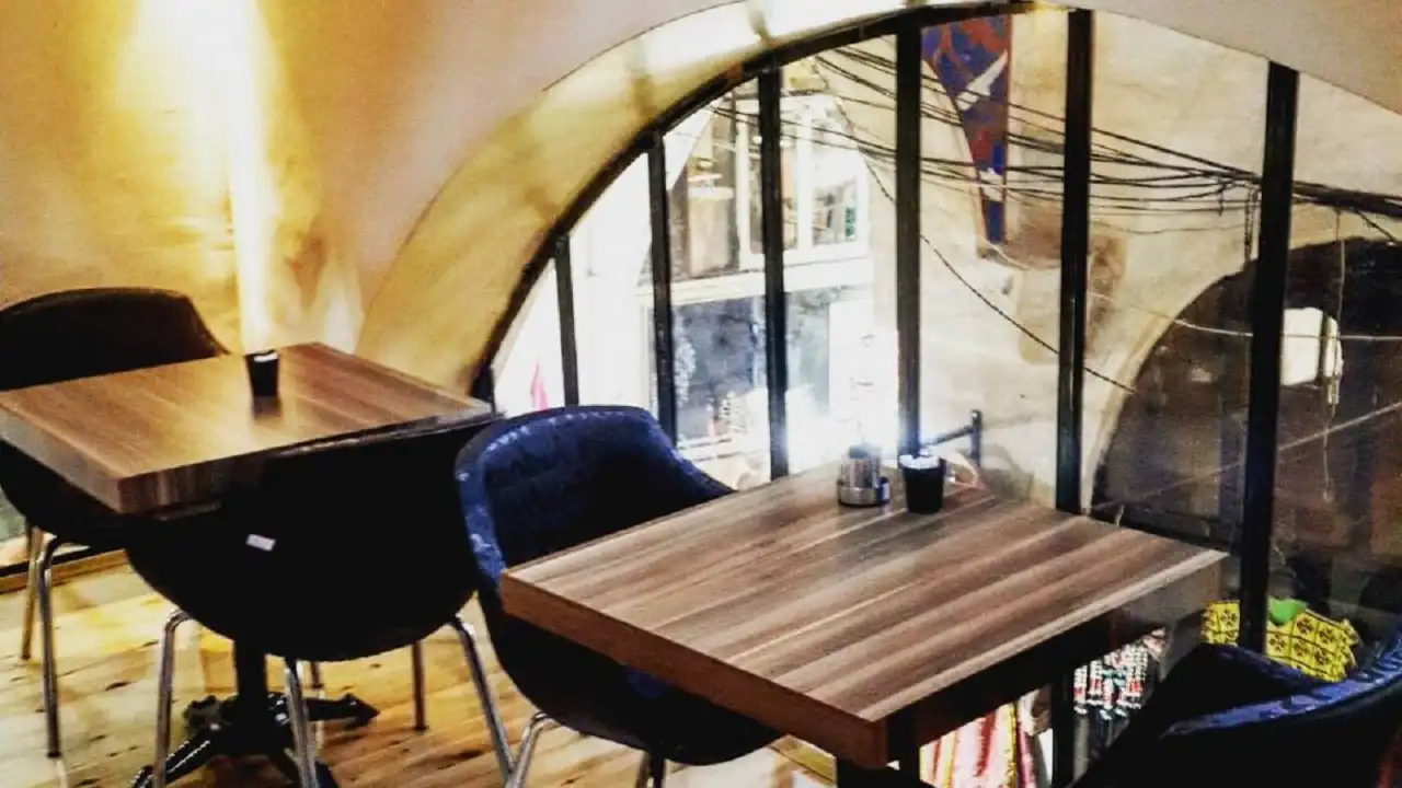 Eriza Concept Cafe & Restaurant