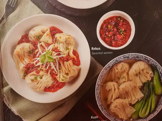 Gambar Makanan Tiga Wonton 1