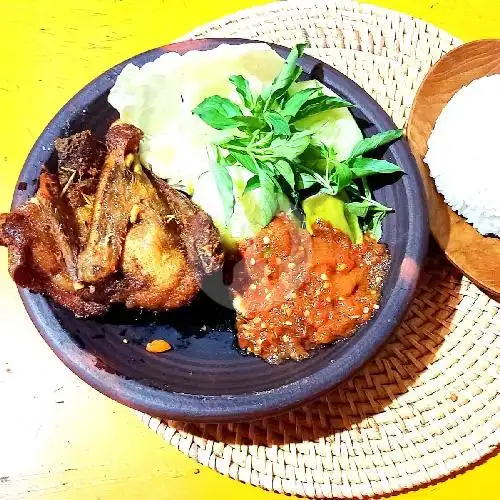 Gambar Makanan Penyetan Warung Bedjo, Wonokromo 14