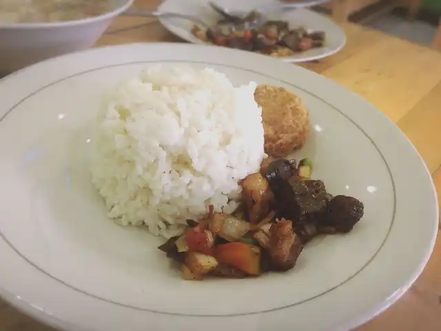 Gambar Makanan Soto Jakarta Pak H. Yus 12