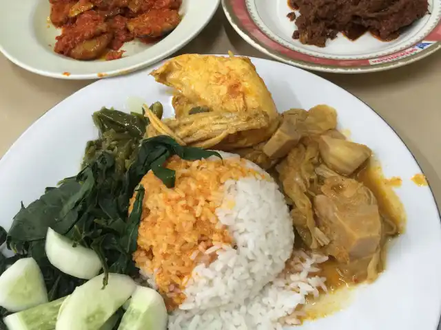 Gambar Makanan Restoran Sederhana 17