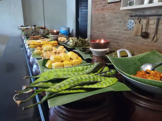 Gambar Makanan Warung Nasi Ampera 14