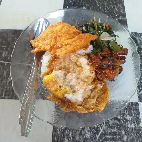 Gambar Makanan Warung Nasi Kuningan 3