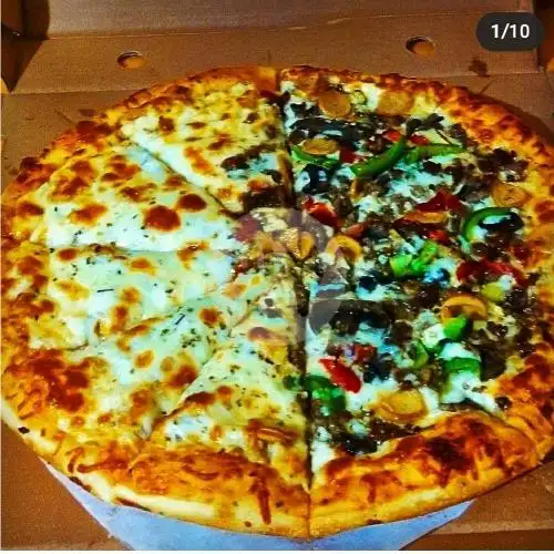 Gambar Makanan Pizza 5555 Ala Mamah Salsa, Karang Tengah 19