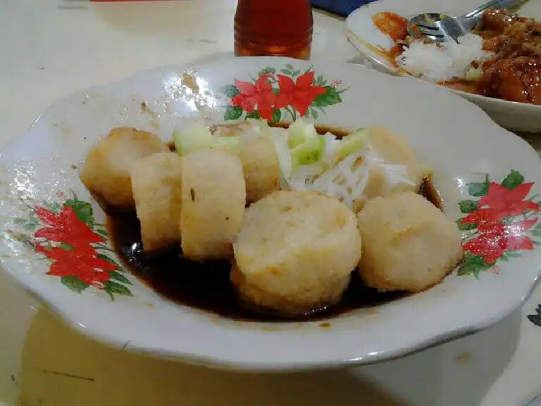 Pempek Palembang Tunggul Hitam