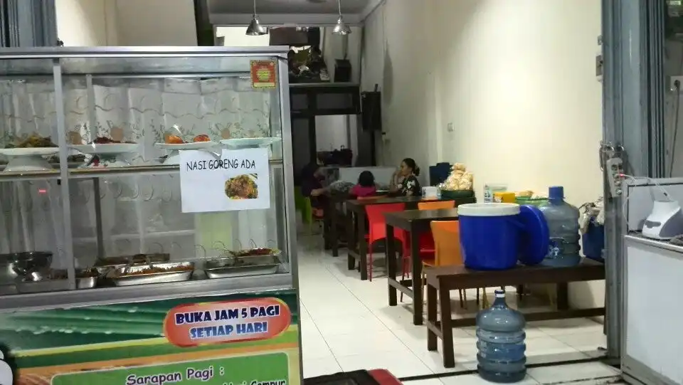 Juzzkoe, Jl. Kalimantan 167 A  GKB Gresik