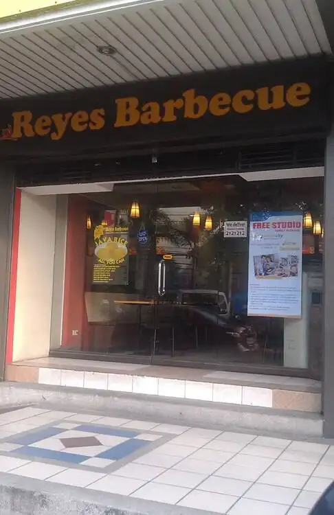 Reyes Barbecue Food Photo 2
