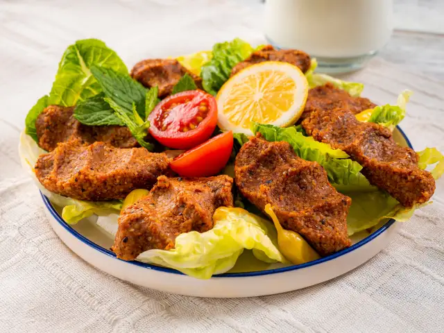 Ünlü Çiğ Köfteci Hacı Boztaş'nin yemek ve ambiyans fotoğrafları 1