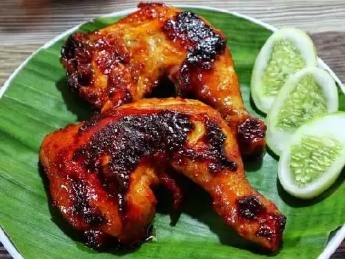 Ayam Bakar Ibu Wanti, Kampung Sawah