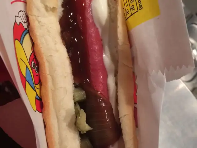 Amigo's Hot Dog'nin yemek ve ambiyans fotoğrafları 5