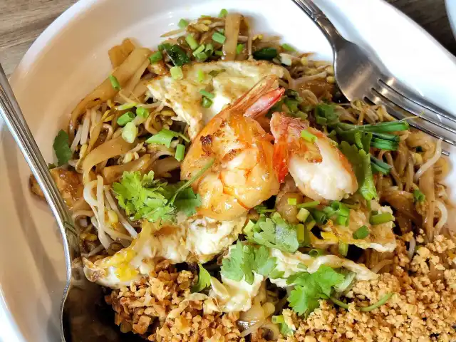 Aroi Thai Restaurant Food Photo 5