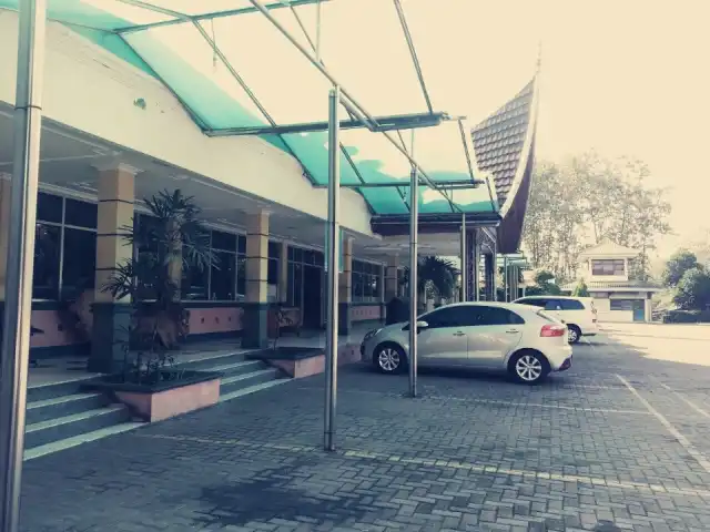 Gambar Makanan Surya Restaurant 15