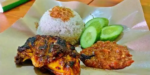 Ayam Penyet Pandawa , Sirnabaya