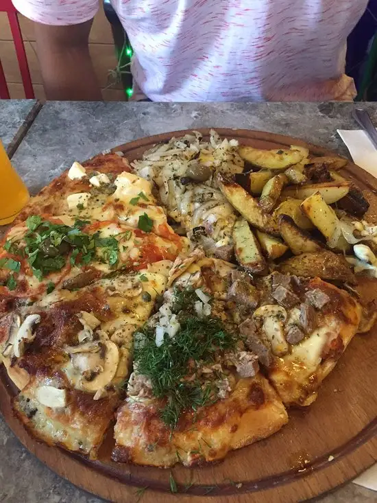 Pizza Argentina'nin yemek ve ambiyans fotoğrafları 45