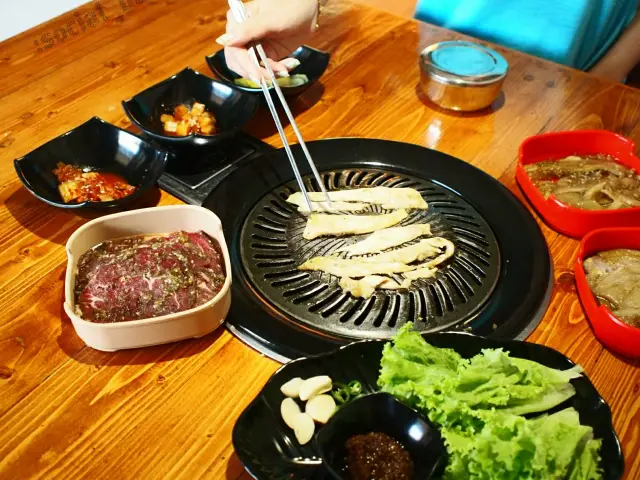 Gambar Makanan TTALs Korean BBQ 12