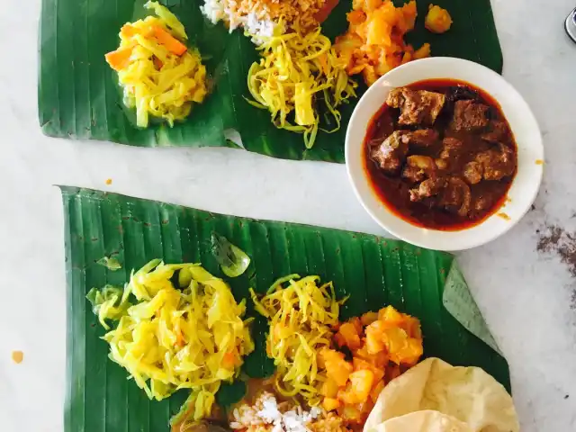 Klang Sentral Banana Leaf Food Photo 3