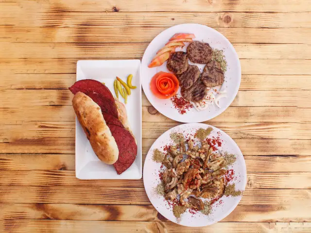 Kokoreç Yavuz Usta'nin yemek ve ambiyans fotoğrafları 1