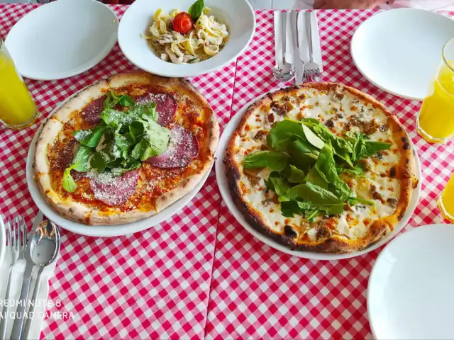 Piccolo Napoli'nin yemek ve ambiyans fotoğrafları 1