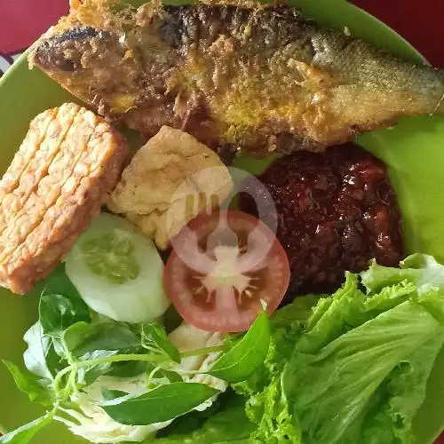 Gambar Makanan Pecel Lele Ibu Iis, Kelapa Gading 19