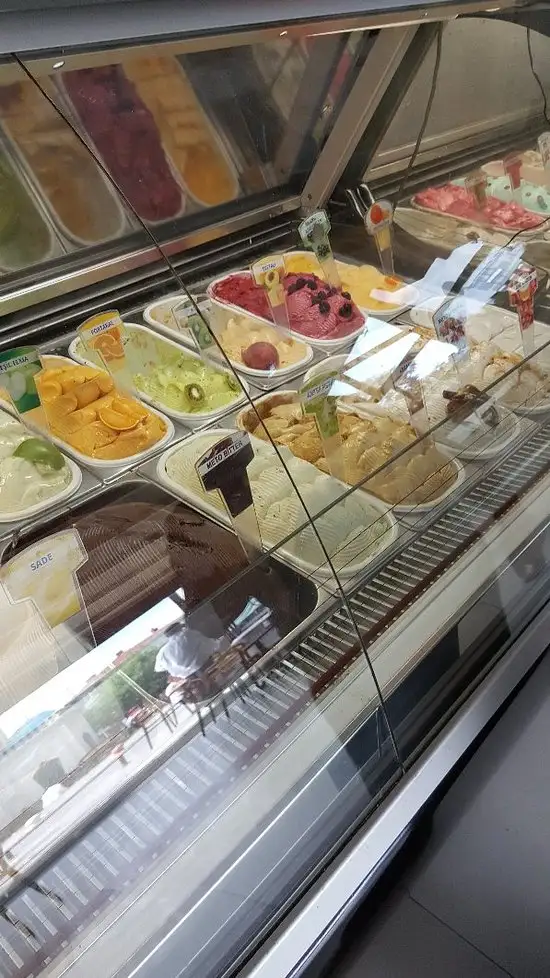 Meto Dondurmalari'nin yemek ve ambiyans fotoğrafları 3