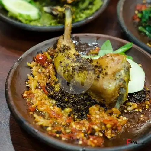 Gambar Makanan Bebek Goreng Harissa dan Soto Madura Wawan, Rajawali 18