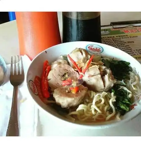 Gambar Makanan Bakso Rudal dan Mie Ayam Ceker Mas Sule, Parameswara 10