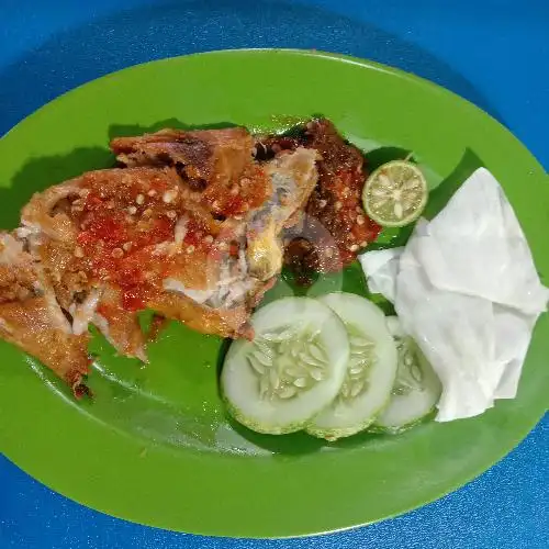 Gambar Makanan Ayam Penyet Jawir Muwardi Raya, Depan SMK Ma'arif 2