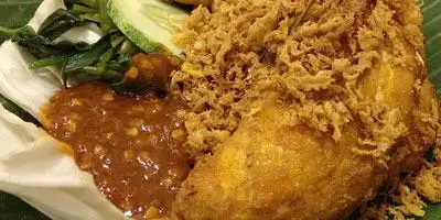 Ayam Kremes Tulang Lunak EXDJ, Danurejan