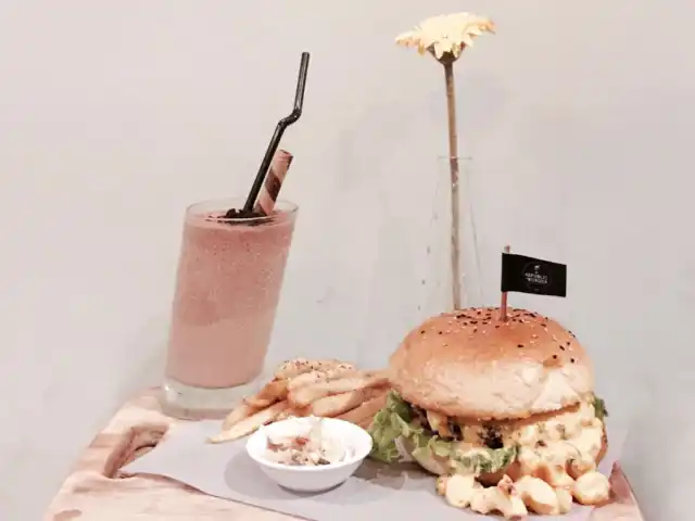 Gambar Makanan The Republic of Burger 19