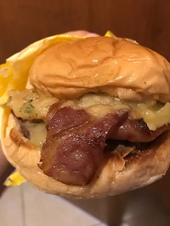 Gambar Makanan Mill's Burger 5