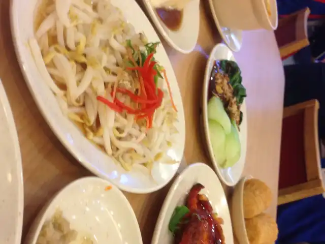 The Chicken Rice Shop Food Photo 11