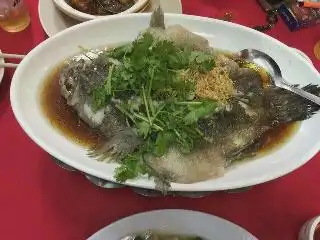 Golden husk seafood restaurant