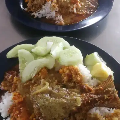 Nasi Kandar Pokok Cherry