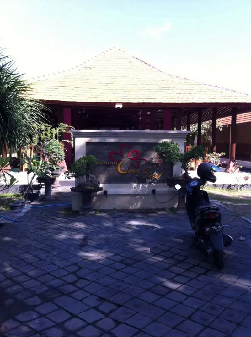 Warung Uma Sari