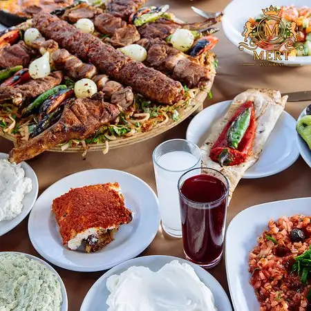 Mert Restaurant'nin yemek ve ambiyans fotoğrafları 3