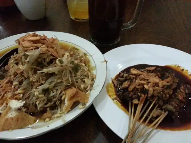 Gambar Makanan Lontong Balap Garuda "Pak Gendut" (ASLI) 4