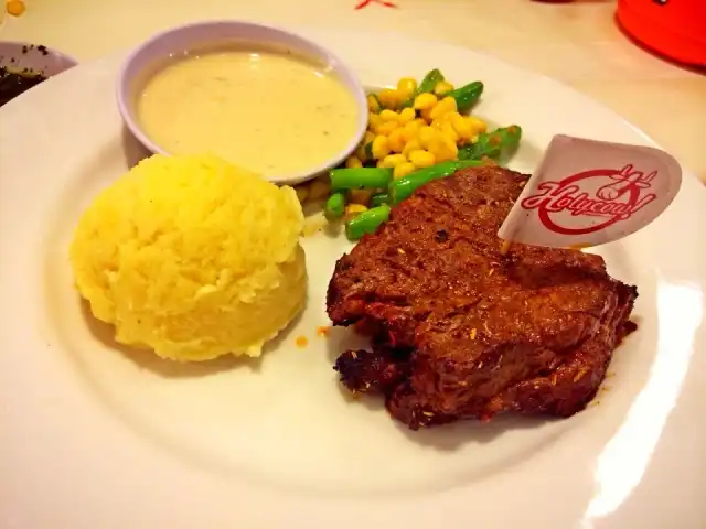 Gambar Makanan Bubur Ayam Depan Holycow Kebon Jeruk 2