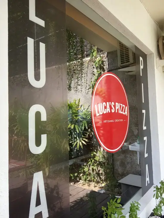 Gambar Makanan Luca's Pizza @Hotel Blambangan 5