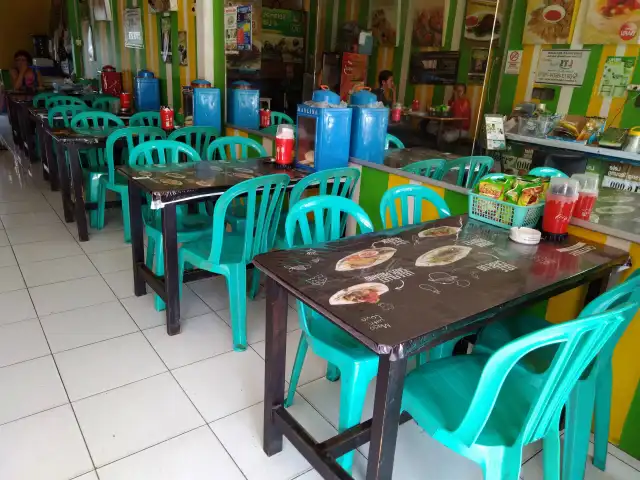 Gambar Makanan Pecel Lele Lela 4