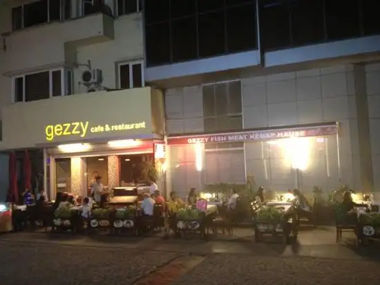 Gezzy Cafe & Restaurant'nin yemek ve ambiyans fotoğrafları 28