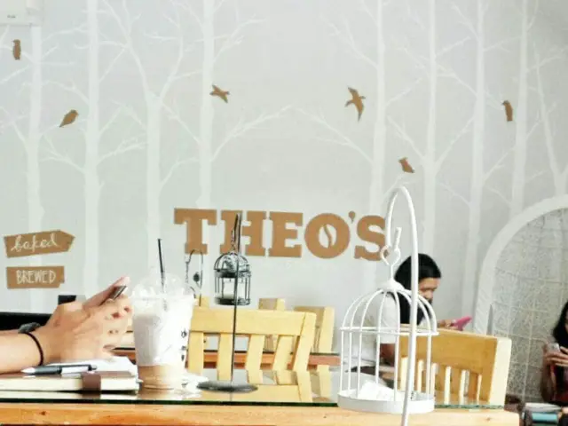 Theo's Food Photo 12