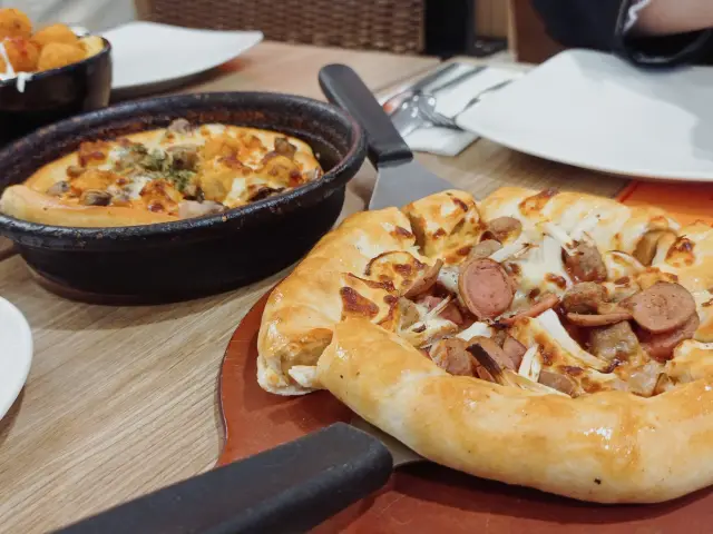 Gambar Makanan Pizza Hut 2