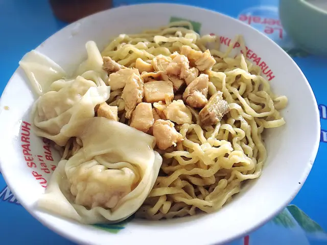 Gambar Makanan Bakmi Aming 9