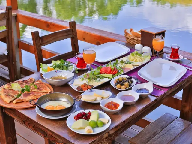 Mints Hotel Restaurant'nin yemek ve ambiyans fotoğrafları 2