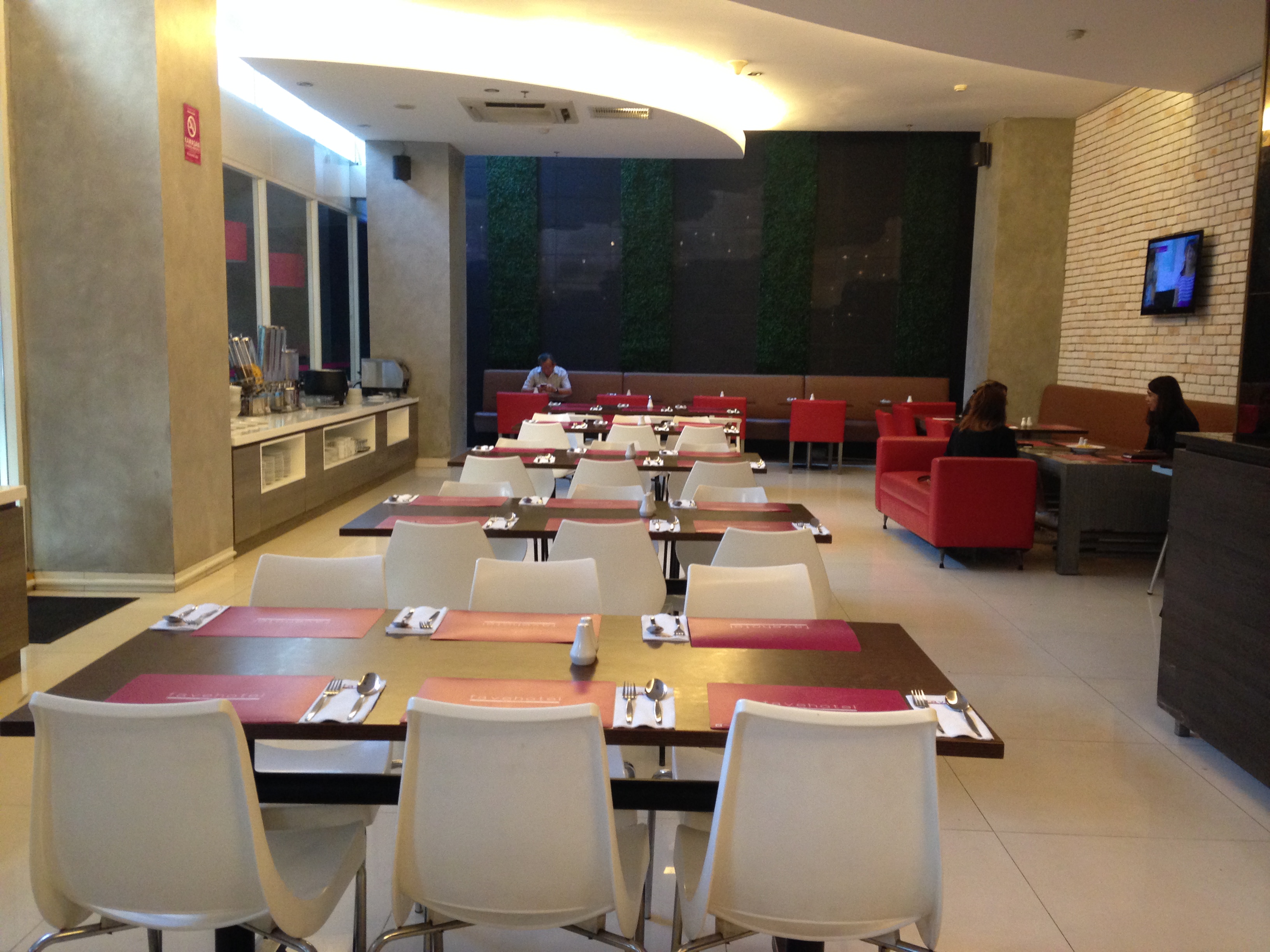 Lime Resto Favehotel Tanah Abang terdekat Restoran dan Tempat Makan Indonesia terdekat di