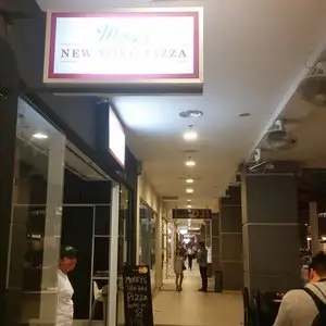 Mikey&apos;s New York Pizza Food Photo 18